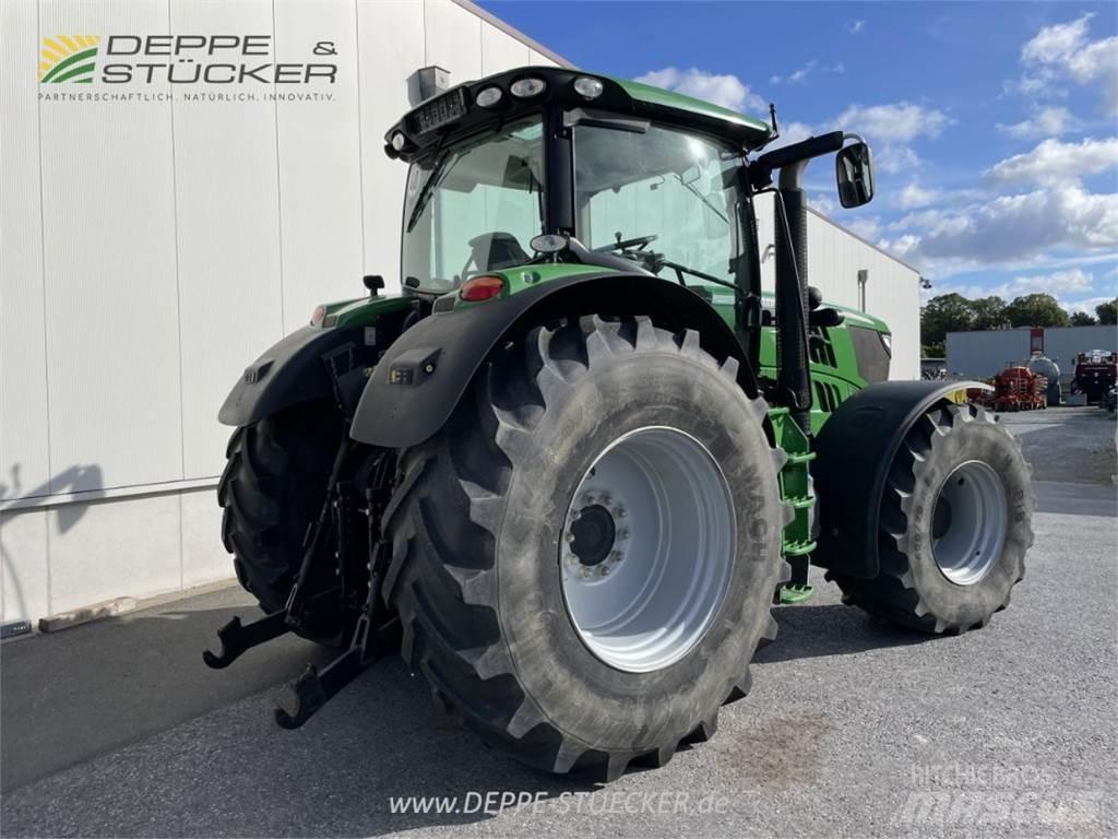 John Deere 6210R Tractores