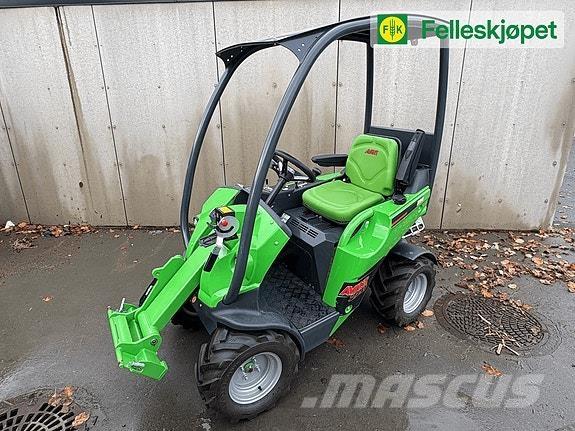 Avant 220 Minicargadoras