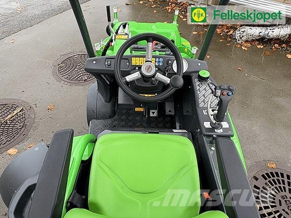 Avant 220 Minicargadoras