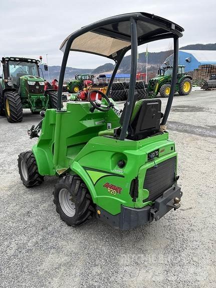 Avant R20 Minicargadoras