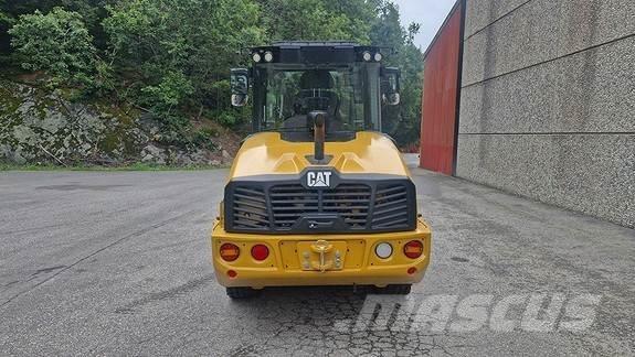 CAT 906 Cargadoras sobre ruedas