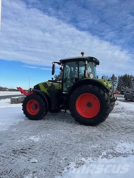 CLAAS Arion 610 Tractores