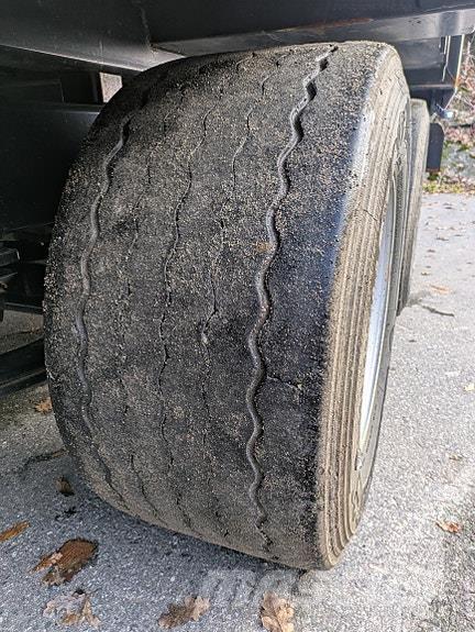 Dølen D14 Remolques multifunción