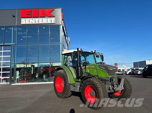 Fendt 211 Profi Tractores
