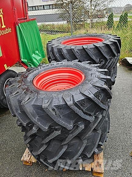 Fendt 300 Tractores