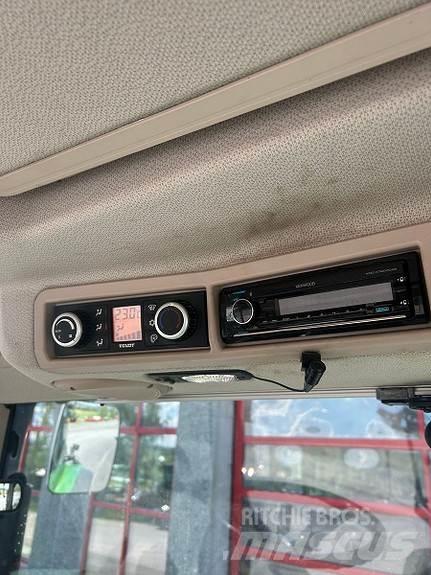 Fendt 516 Vario Tractores