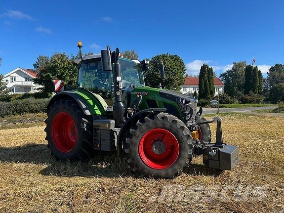 Fendt 620 VARIO Tractores