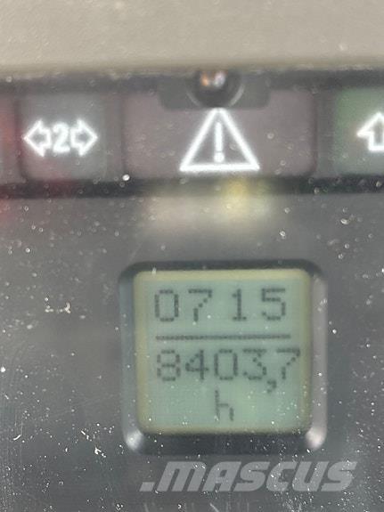 Fendt 716 Vario Tractores