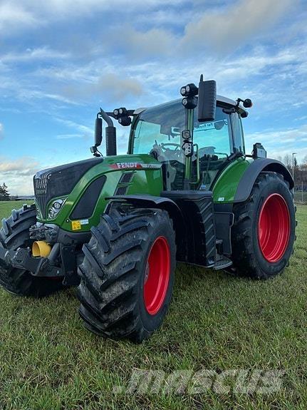 Fendt 724 Profi+ Tractores