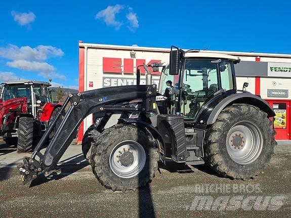 Fendt 724 S4 Profi Tractores