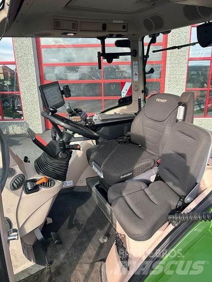Fendt 724 VARIO Tractores