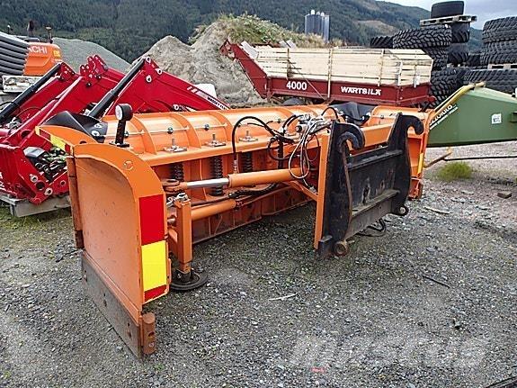 FMG UA Otros equipos para carreteras y quitanieves