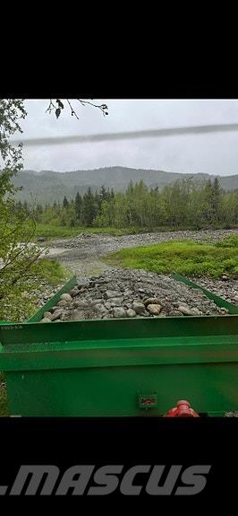 Foss-Eik  Remolques multifunción