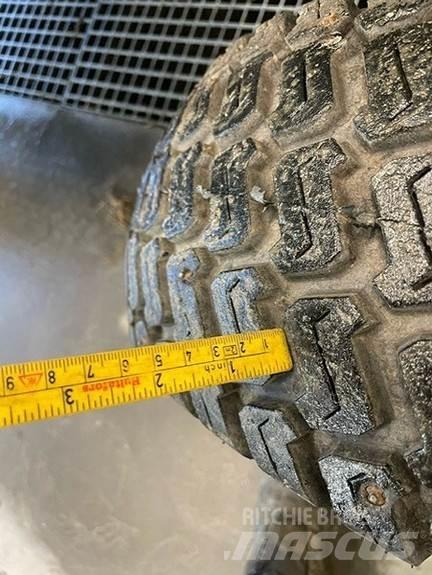 John Deere 2032R Tractores