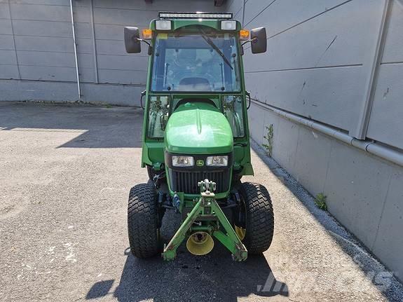 John Deere 2032R Tractores