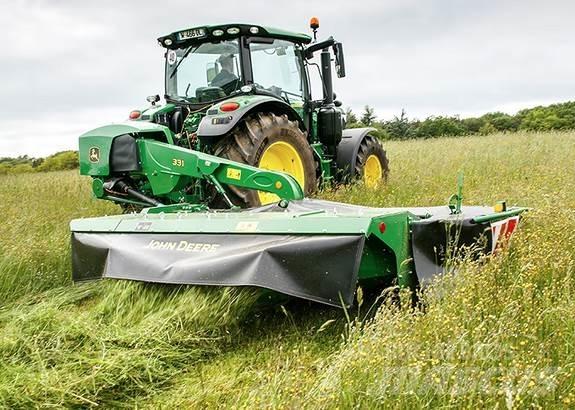 John Deere 331C Segadoras
