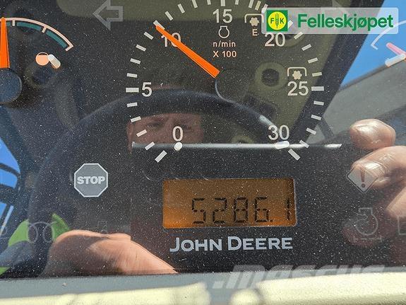 John Deere 4720 Tractores