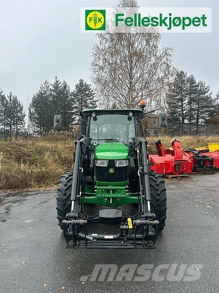 John Deere 5067E Tractores