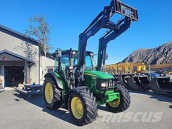 John Deere 5100 R Tractores