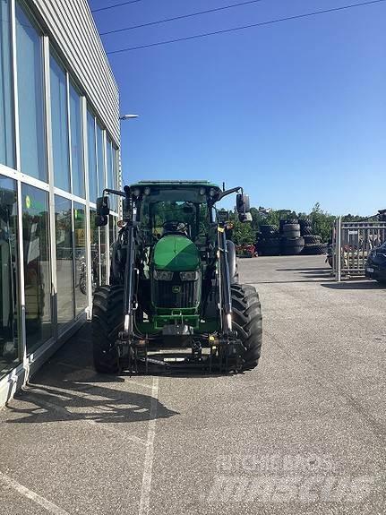 John Deere 5100M Tractores
