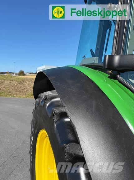 John Deere 5125R Tractores