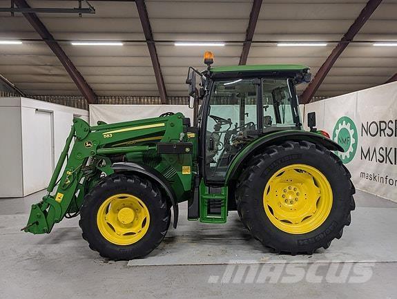 John Deere 5820 Tractores