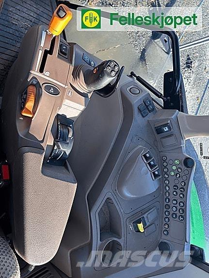 John Deere 6120M Tractores