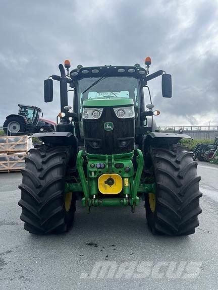 John Deere 6215R Tractores