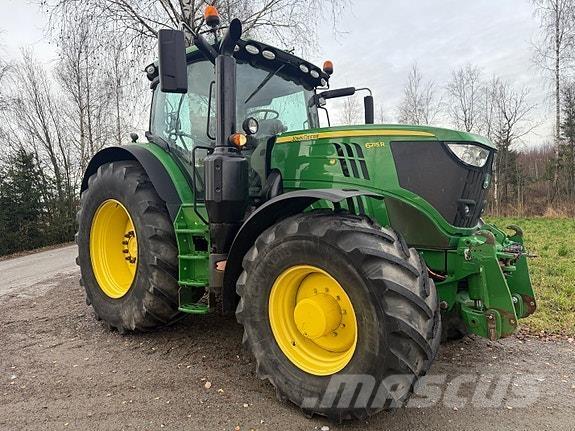 John Deere 6215R Tractores