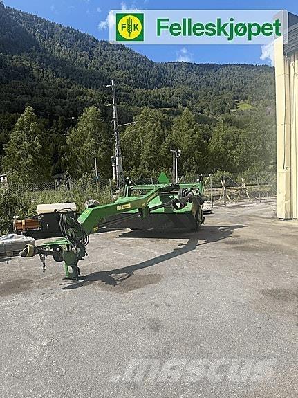 John Deere 630 Otros equipos usados para la recolección de forraje