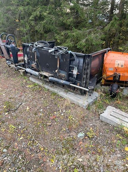  Klett 4300 Otros equipos para carreteras y quitanieves