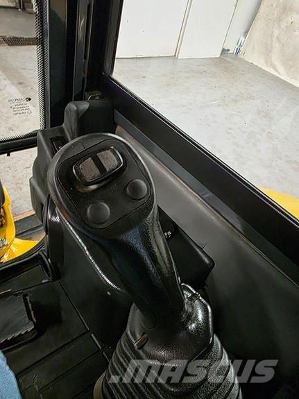 Komatsu PC26MR-3 Mini excavadoras < 7t