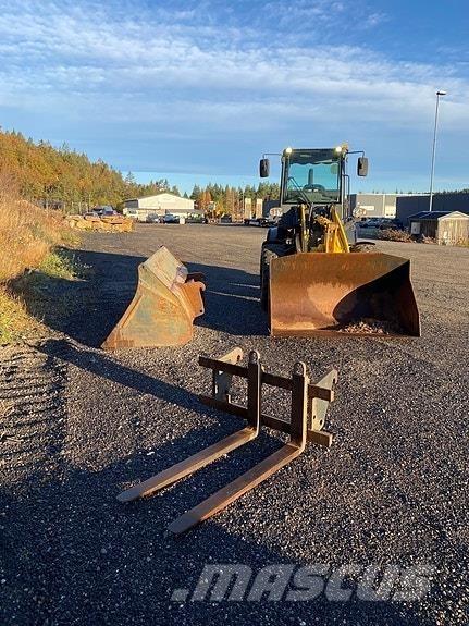 Komatsu WA80M-7 Cargadoras sobre ruedas