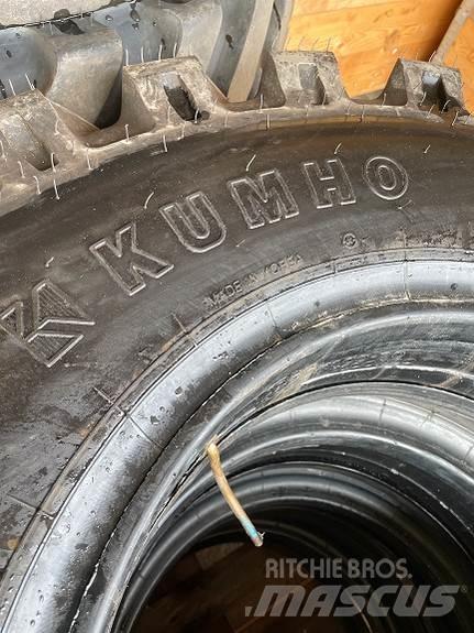 Kumho 10.00-20 Neumáticos, ruedas y llantas