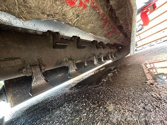 Kverneland FRH 235 Otros equipos usados para la recolección de forraje