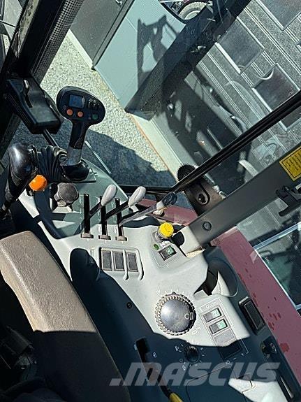 McCormick MC135 Tractores