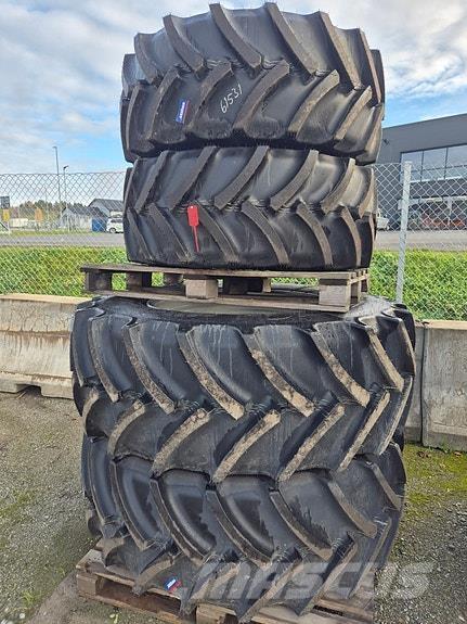 Mitas  Neumáticos, ruedas y llantas