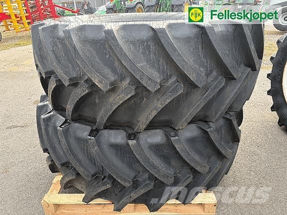 Mitas dekk Tractores