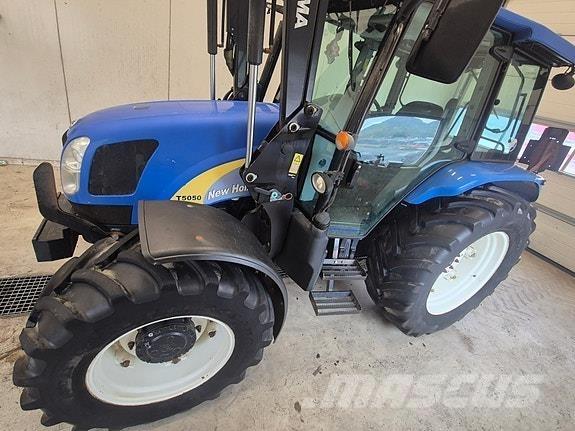 New Holland T5050 Tractores