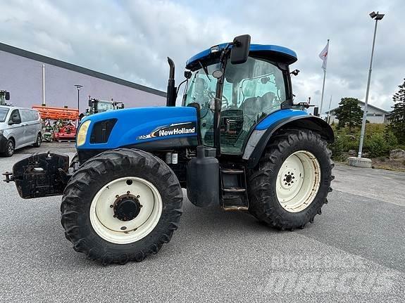 New Holland TS135A Tractores