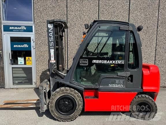 Nissan DF32 14436 Carretillas diesel