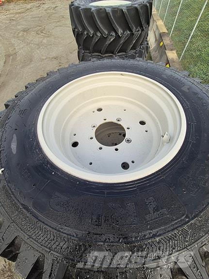 Nokian TRI2 Neumáticos, ruedas y llantas