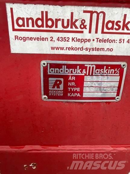 Rekord 8500 Remolques esparcidores de estiércol