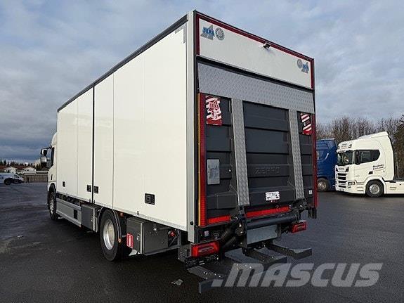 Scania P340 Camiones caja cerrada