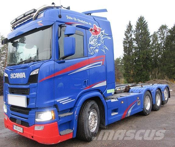Scania R500 8x4*4 Camiones con gancho