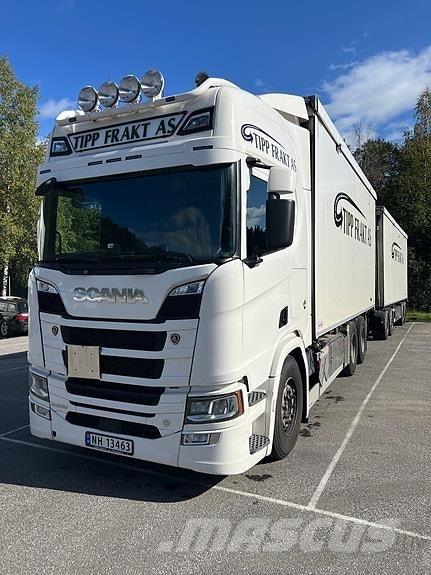 Scania R660 Camiones caja cerrada