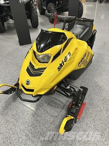 Ski-doo MXZ 120 Motonieves