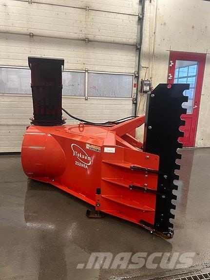 Tokvam 252 HSA Remolques multifunción