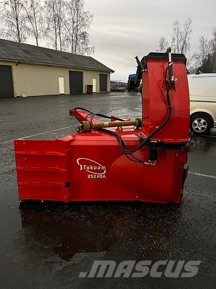 Tokvam 252 HSA Remolques multifunción