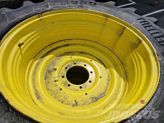 Trelleborg TM1060 Neumáticos, ruedas y llantas